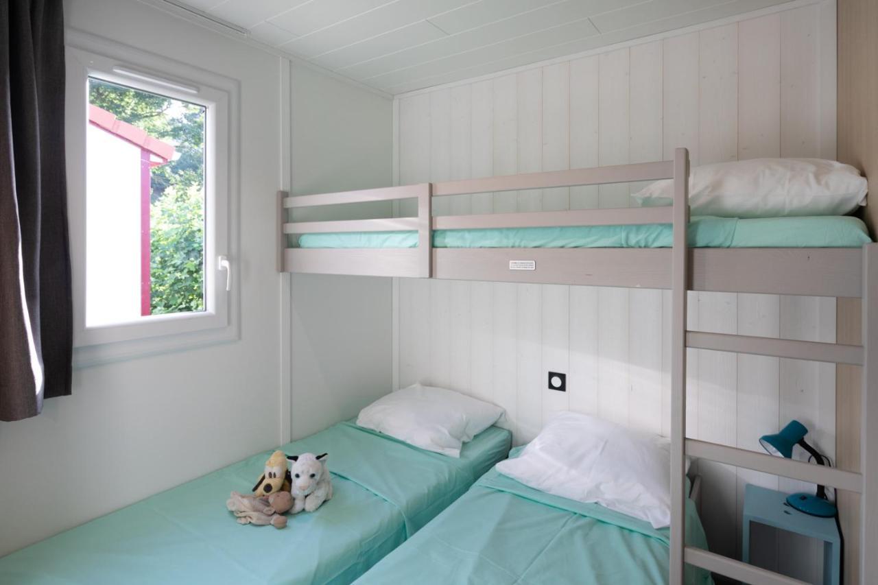 Domaine Chalets Larlapean Saint-Martin-dʼArrossa Buitenkant foto